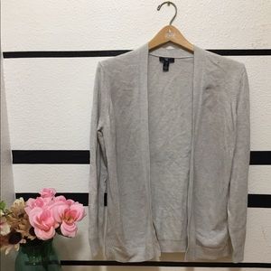Gap sweater sz Medium